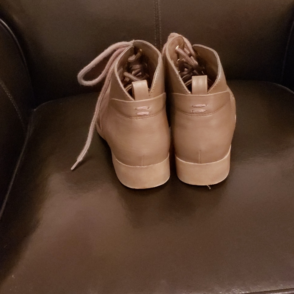 Shoes - Picture 3 of 5